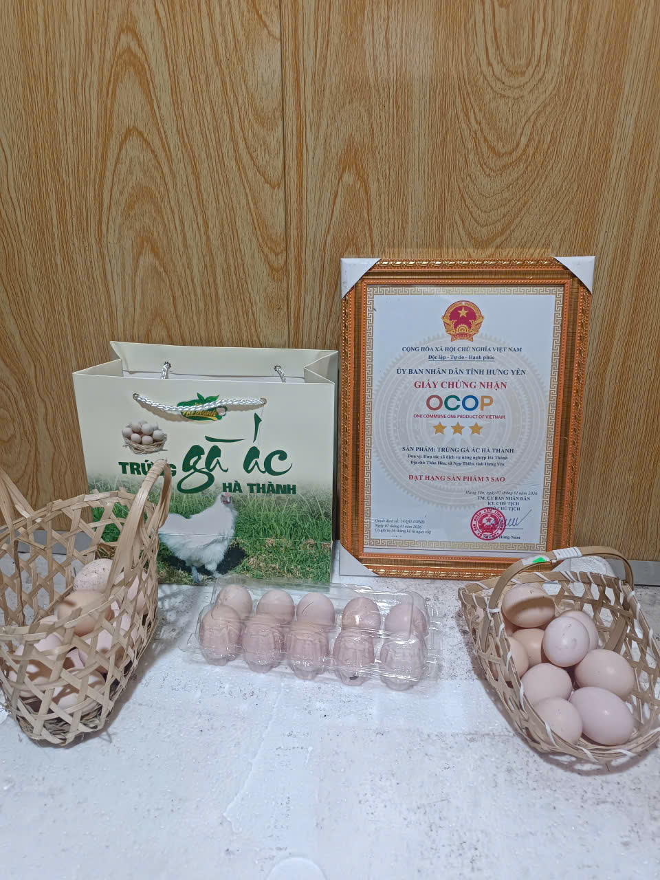 trứng gà ác